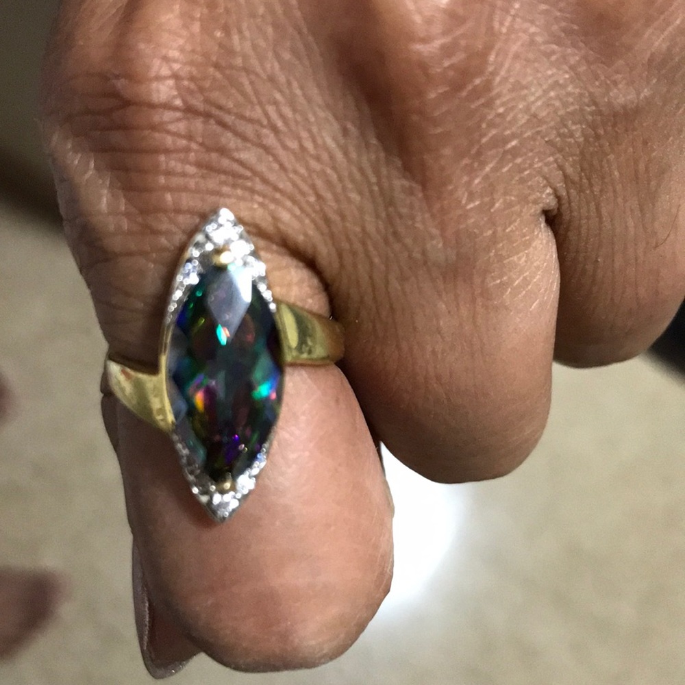 Gorgeous Statement Ring. - image 3